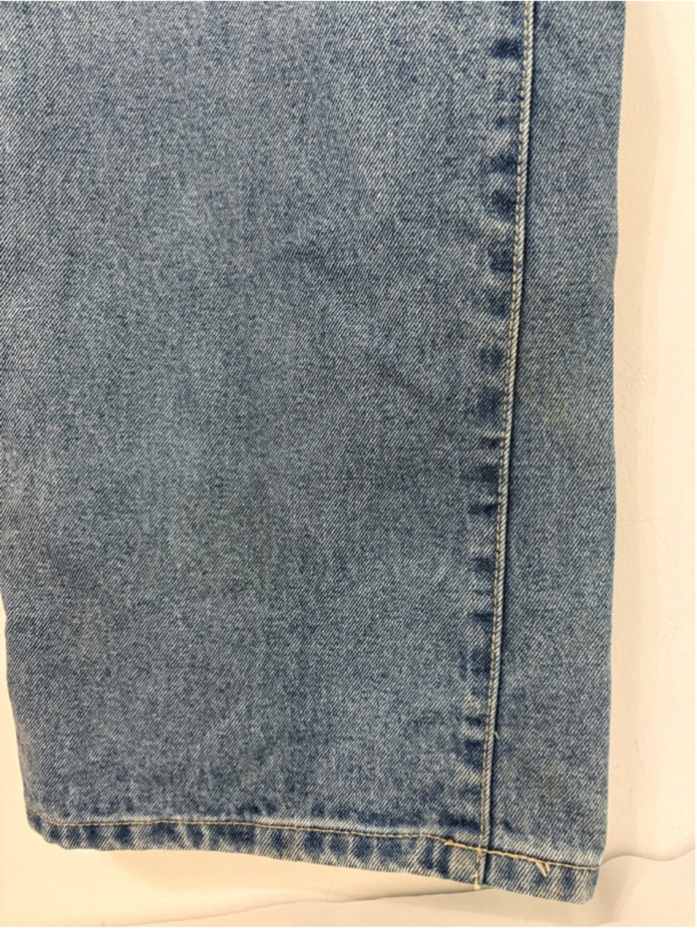Ed Hardy Tattoo Graphic Wide Leg Jeans Sz 26 Light Wash EUC #309 - Picture 12 of 14